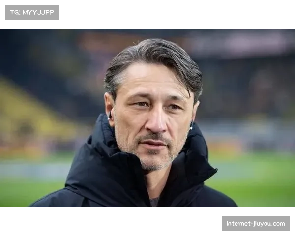 科瓦奇四后卫试验失败,多特蒙德回归五后卫寻求稳定